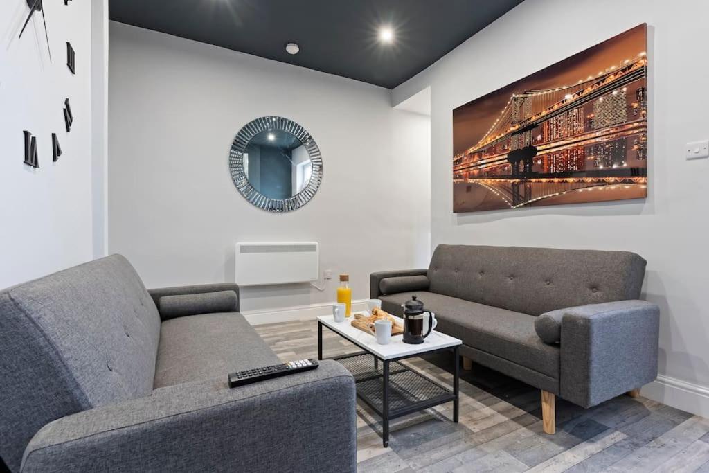 Bella'S House 12Mins Bus To Motor Point Arena Free Street Parking Villa Nottingham Exterior foto