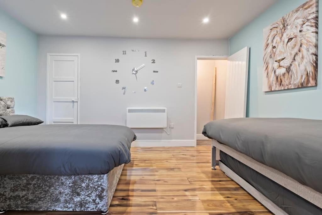 Bella'S House 12Mins Bus To Motor Point Arena Free Street Parking Villa Nottingham Exterior foto