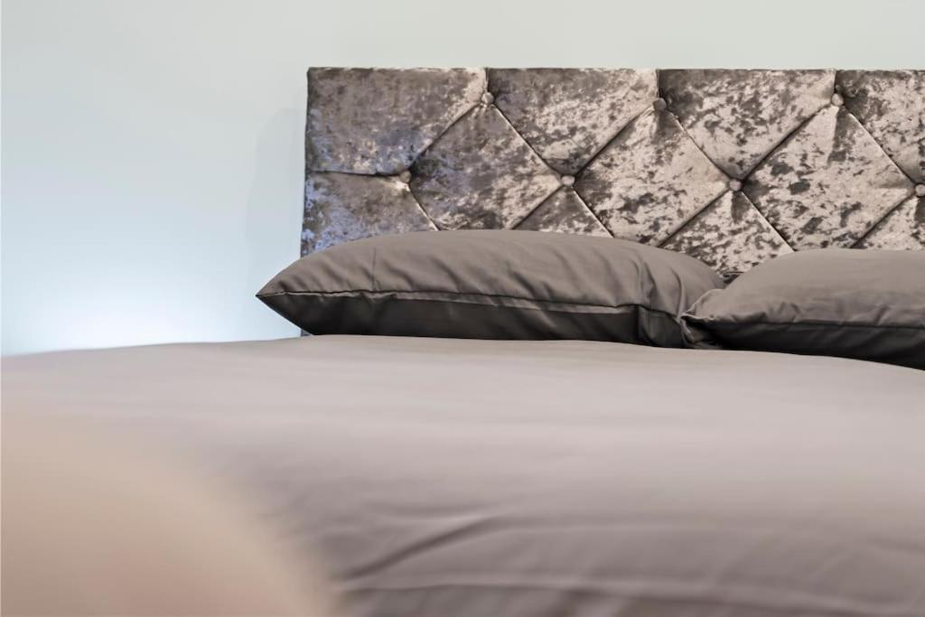 Bella'S House 12Mins Bus To Motor Point Arena Free Street Parking Villa Nottingham Exterior foto