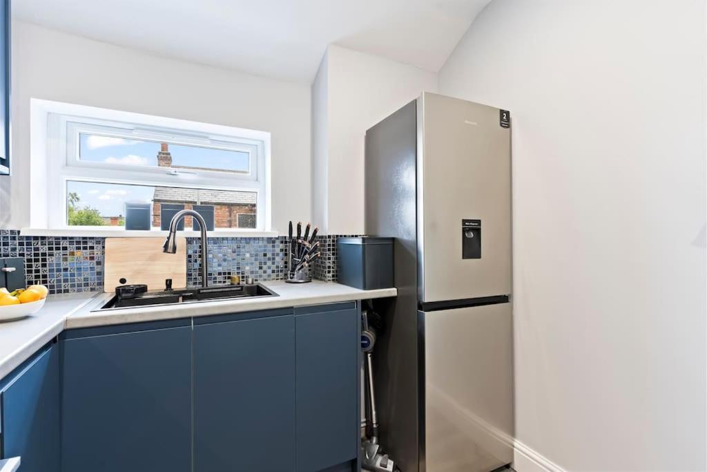 Bella'S House 12Mins Bus To Motor Point Arena Free Street Parking Villa Nottingham Exterior foto